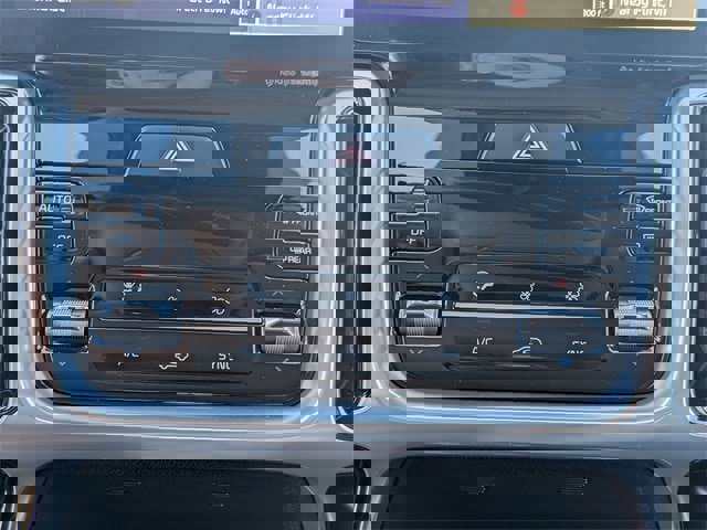 Used 2023 Kia Sorento SX image 23