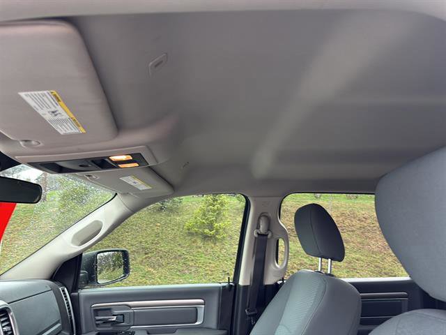 Used 2019 RAM 1500 Classic SLT image 15