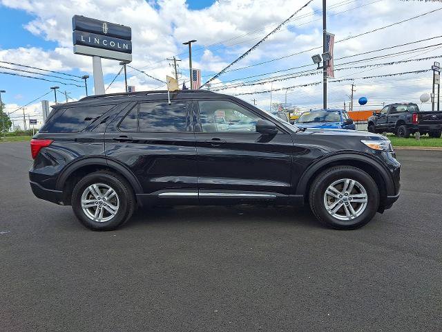 Certified 2023 Ford Explorer XLT w/ Equipment Group 202A AWD/4WD image 7