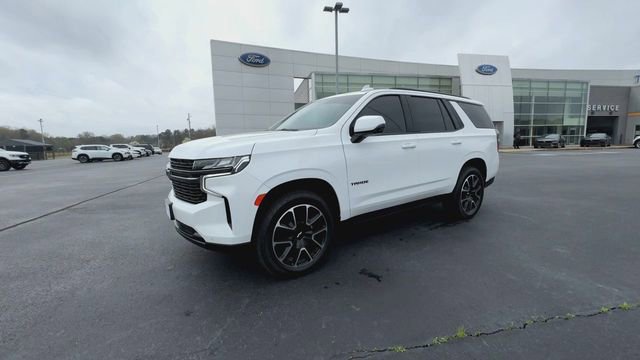 Used 2021 Chevrolet Tahoe RST w/ Luxury Package image 2