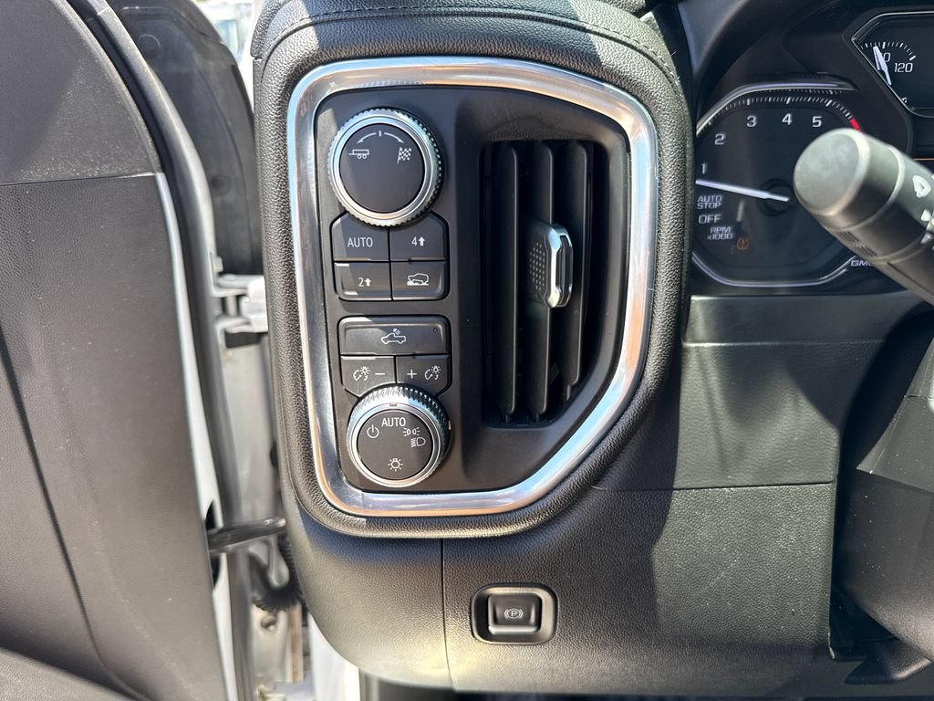 Used 2019 GMC Sierra 1500 SLE w/ Preferred Package AWD/4WD image 14