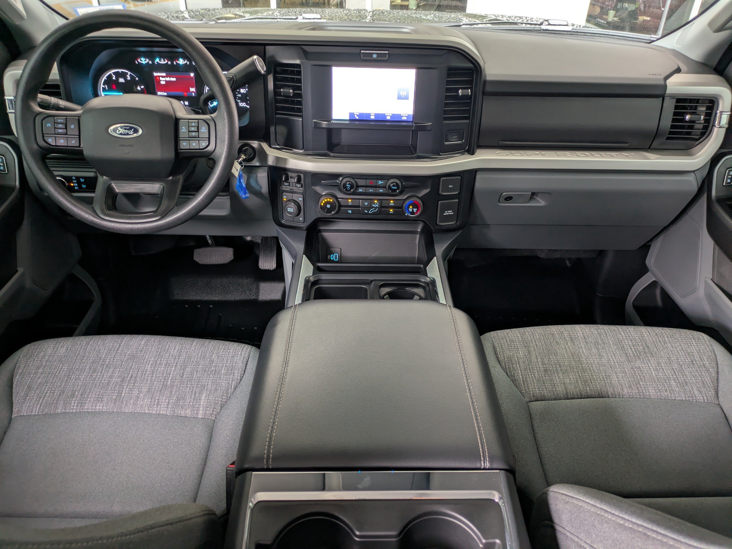Certified 2025 Ford F250 XLT AWD/4WD image 14