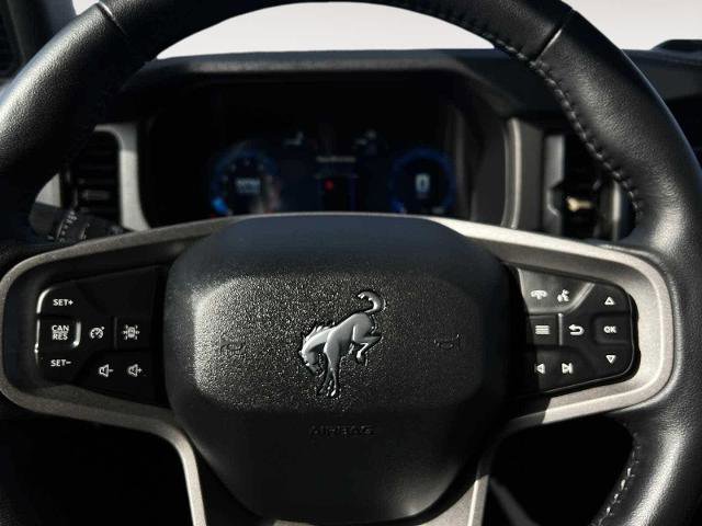 Certified 2025 Ford Bronco Badlands AWD/4WD image 13