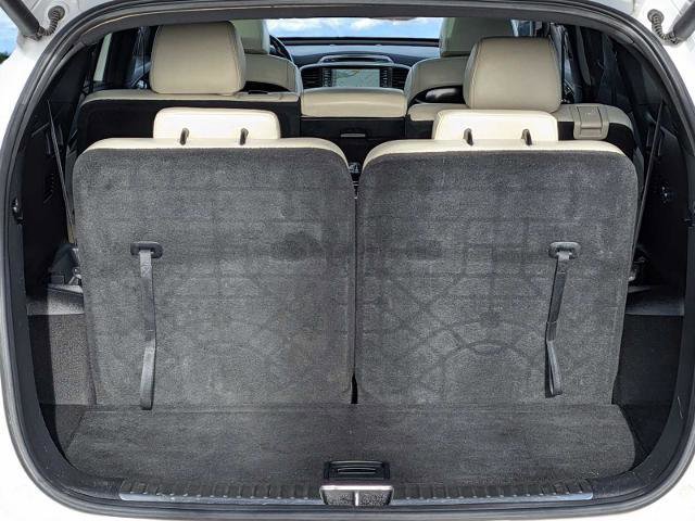 Used 2018 Kia Sorento SX image 36