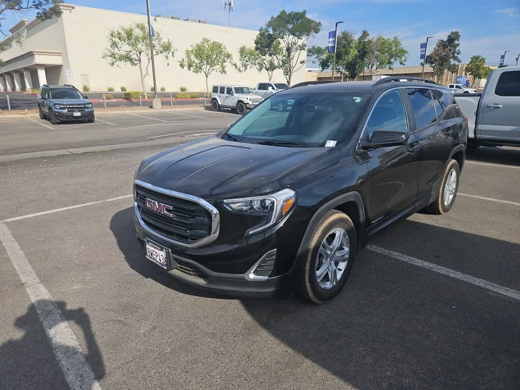 Used 2021 GMC Terrain SLE w/ Driver Convenience Package FWD image 1