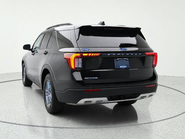 Certified 2026 Ford Explorer Active w/ Active Comfort Package RWD image 6