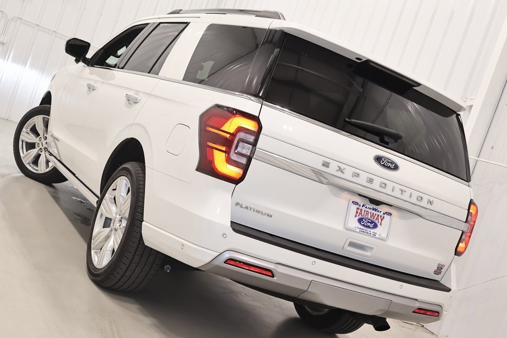 Certified 2024 Ford Expedition Platinum image 4