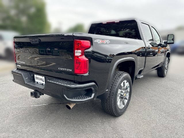 Used 2024 Chevrolet Silverado 2500 Custom w/ Custom Convenience Package AWD/4WD image 8