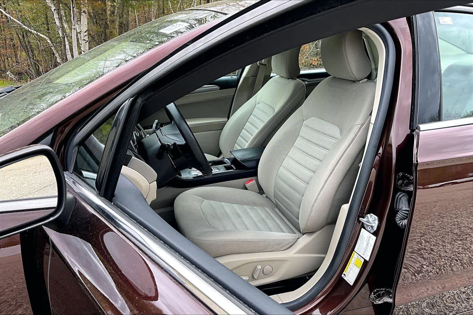 Certified 2019 Ford Fusion SE AWD/4WD image 8