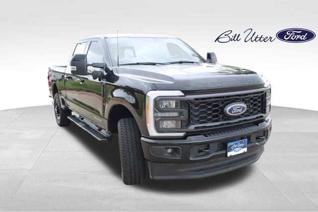 Certified 2023 Ford F250 Lariat w/ Sport Appearance Package image 7