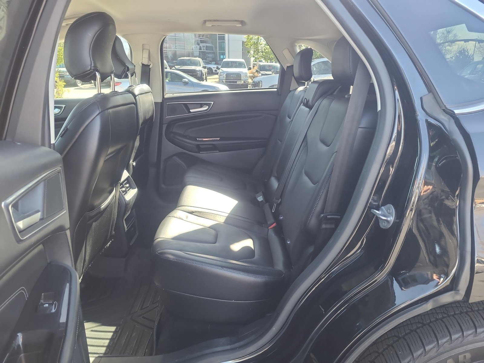 Certified 2017 Ford Edge Titanium AWD/4WD image 17