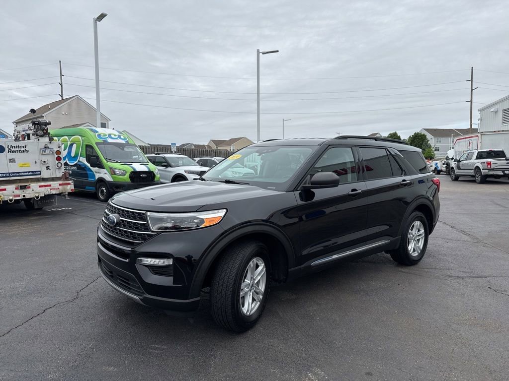 Certified 2021 Ford Explorer XLT w/ Equipment Group 202A AWD/4WD image 47