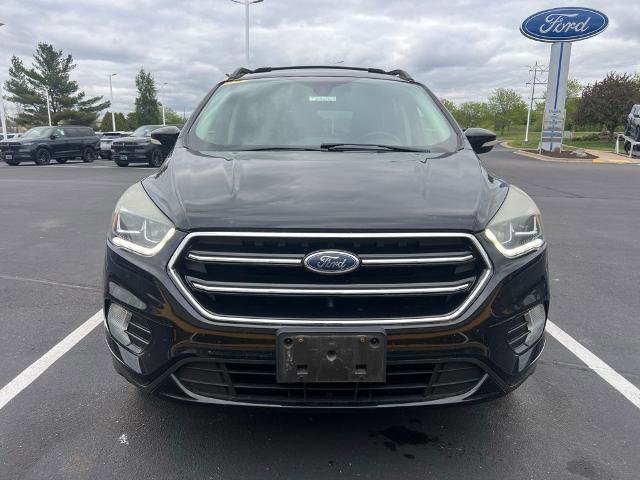 Certified 2017 Ford Escape Titanium AWD/4WD image 2