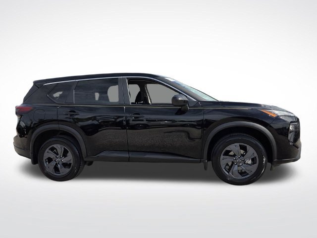 Used 2026 Nissan Rogue SV w/ Cold Weather Package FWD image 10