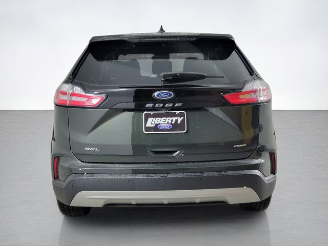 Certified 2022 Ford Edge SEL w/ Convenience Package AWD/4WD image 4