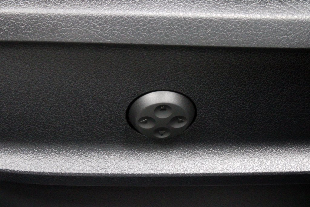 Used 2025 Mercedes-Benz GLB 250 GLB 250 image 25