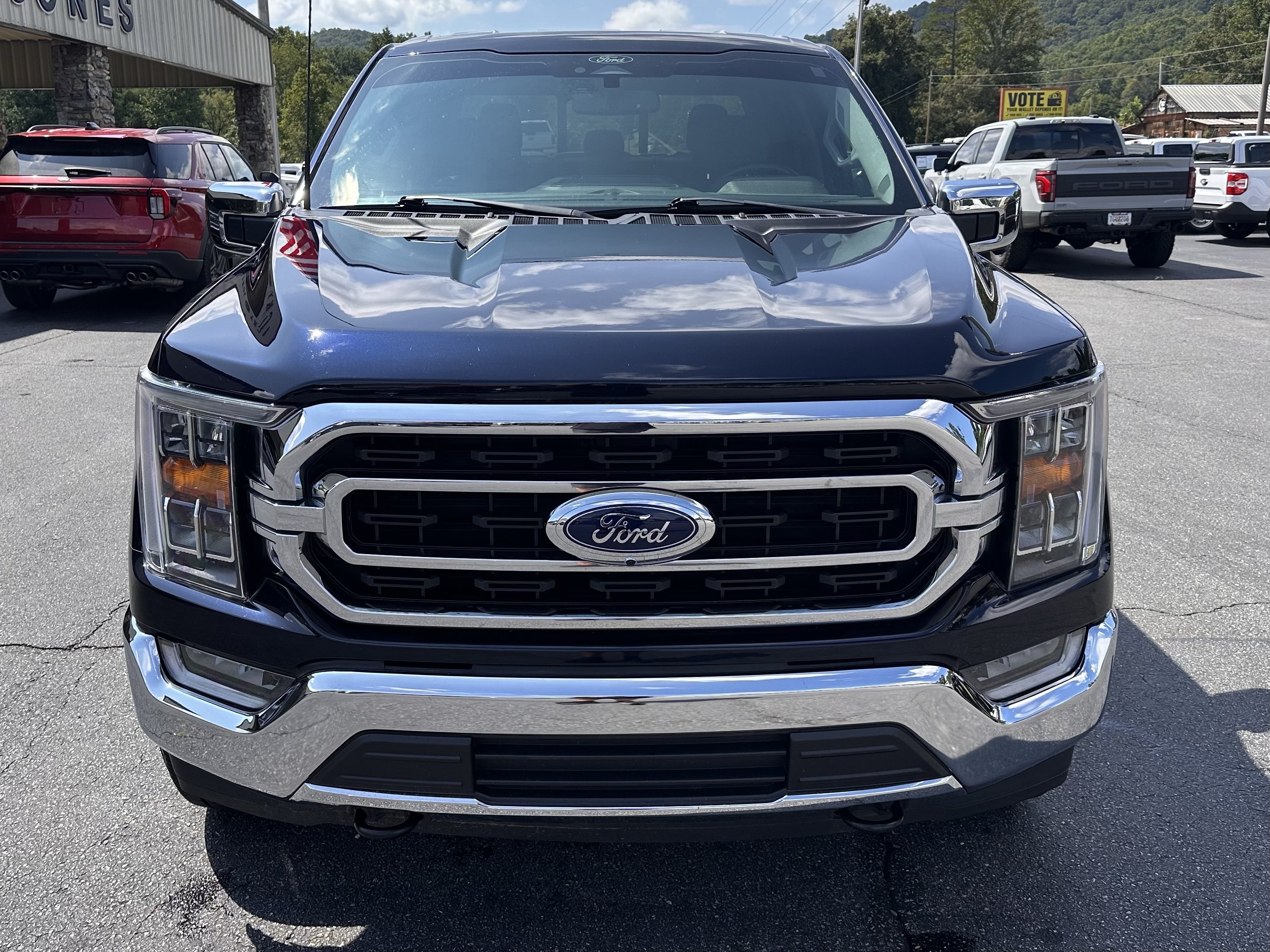 Certified 2022 Ford F150 XLT w/ Equipment Group 302A High AWD/4WD image 3