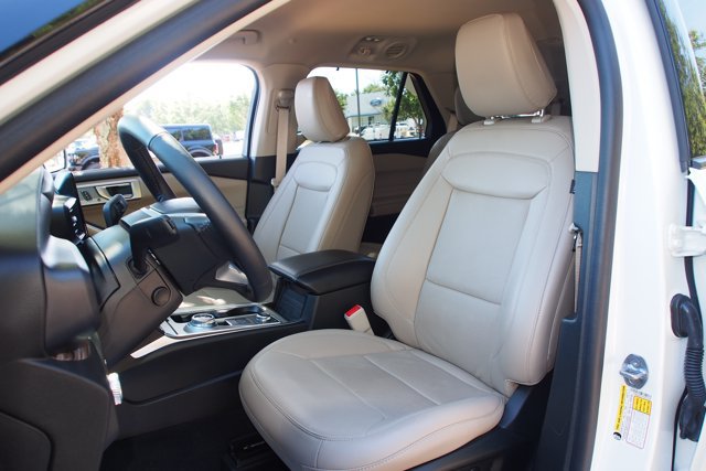 Certified 2023 Ford Explorer Limited w/ Hybrid Equipment Group 310A AWD/4WD image 23