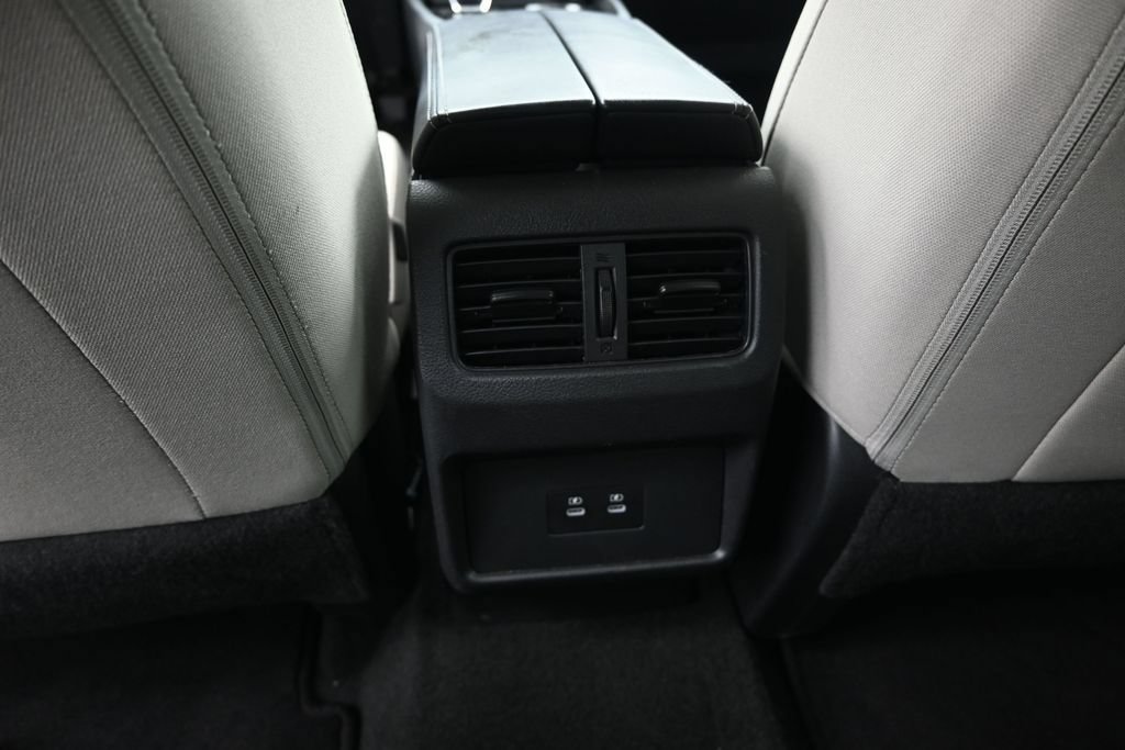Used 2025 Nissan Rogue SV FWD image 19