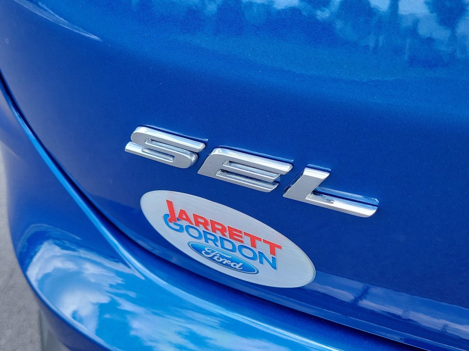 Certified 2024 Ford Edge SEL AWD/4WD image 6
