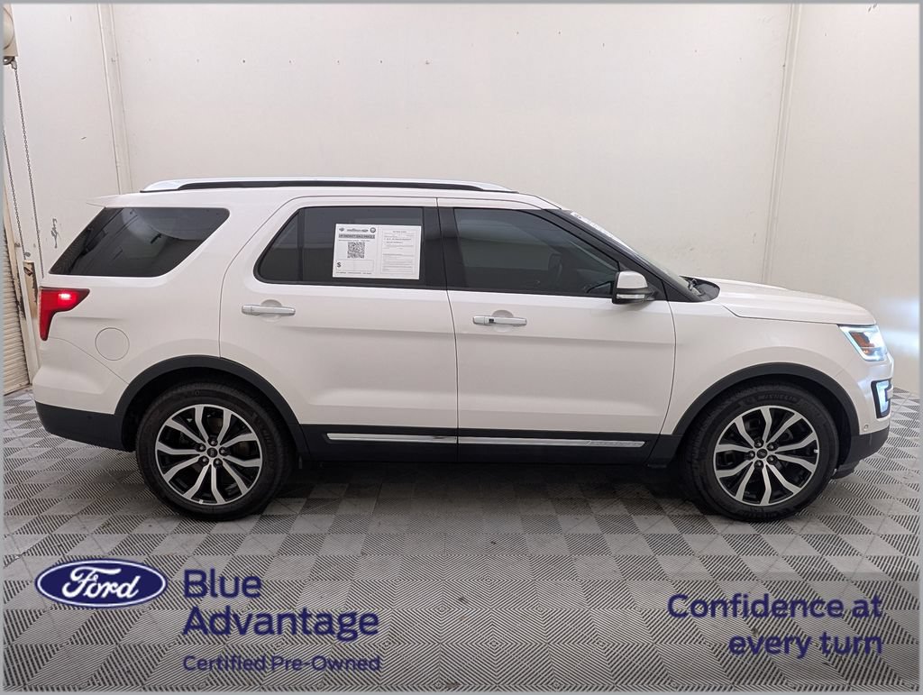 Certified 2017 Ford Explorer Limited w/ Equipment Group 301A FWD image 2