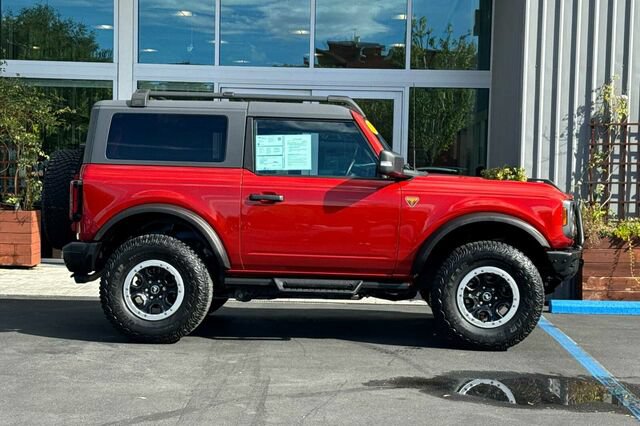 Certified 2023 Ford Bronco Badlands AWD/4WD image 3