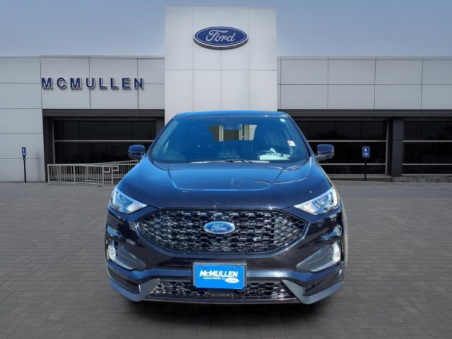Certified 2024 Ford Edge ST-Line AWD/4WD image 2