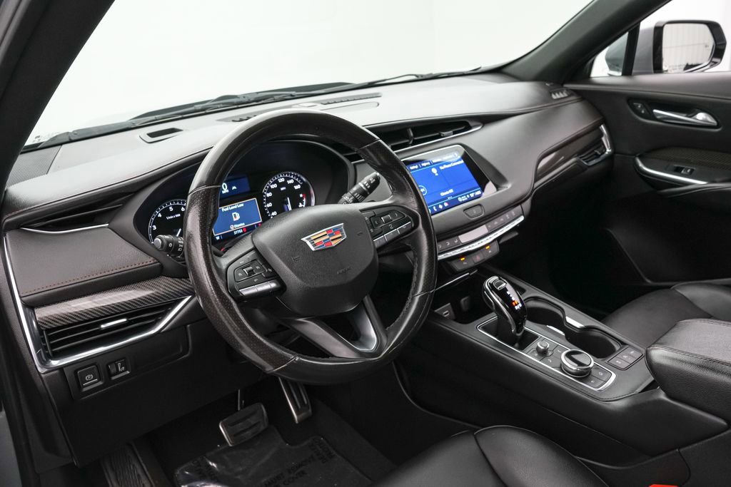 Used 2023 Cadillac XT4 Sport image 12