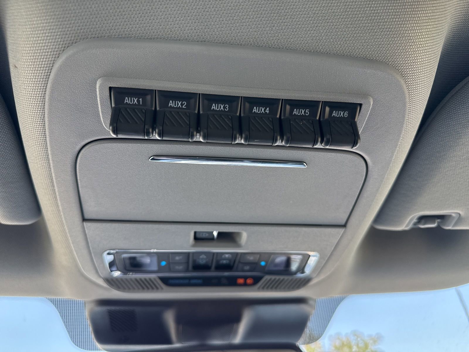 Certified 2024 Ford F350 Lariat w/ Lariat Ultimate Package AWD/4WD image 19