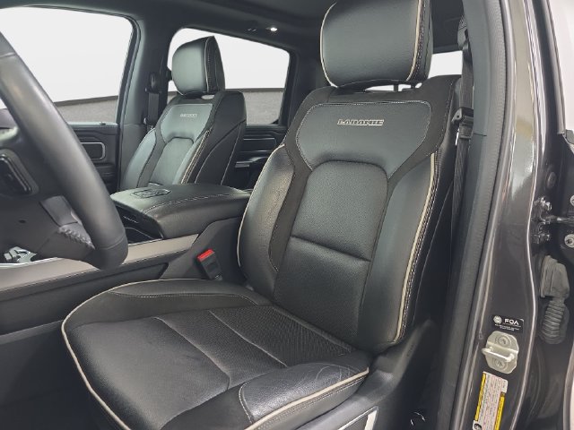 Used 2024 RAM 1500 Laramie AWD/4WD image 14