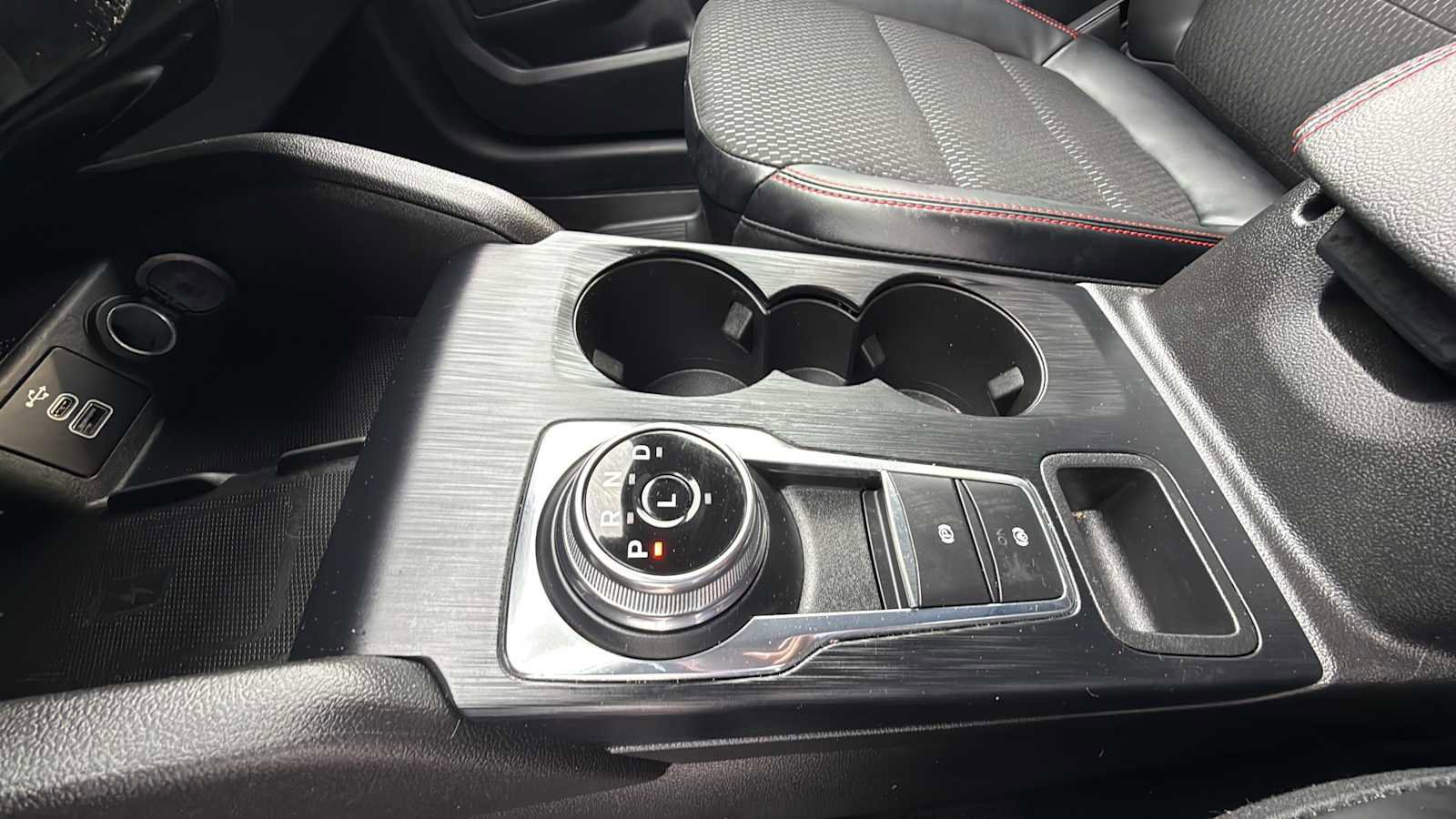 Certified 2025 Ford Escape ST-Line Elite w/ Class II Trailer Tow Package image 24