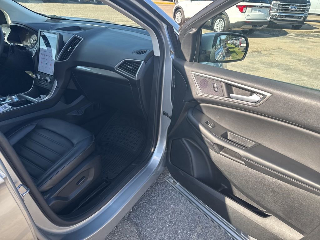 Certified 2024 Ford Edge SEL AWD/4WD image 42