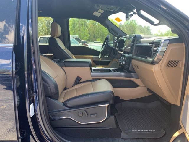 Certified 2024 Ford F250 Lariat w/ Chrome Package image 16