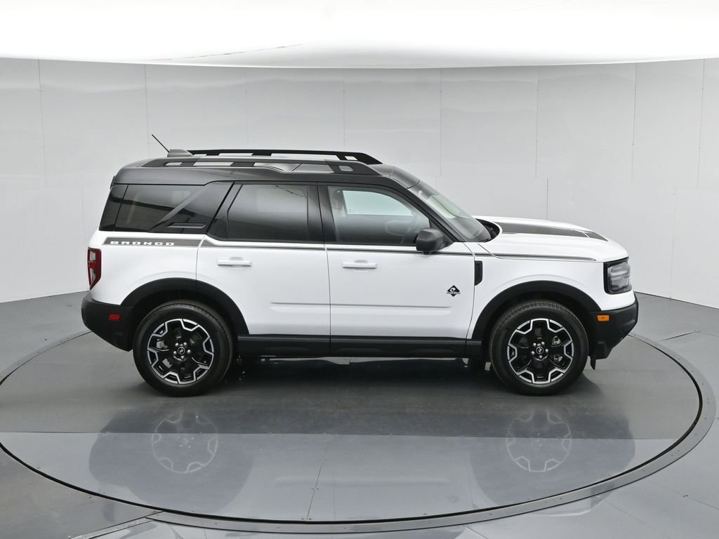 Certified 2025 Ford Bronco Sport Outer Banks w/ Outer Banks Tech Package+ AWD/4WD image 42