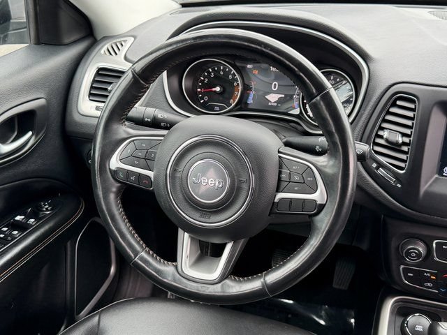 Used 2019 Jeep Compass Latitude w/ Popular Equipment Group AWD/4WD image 18