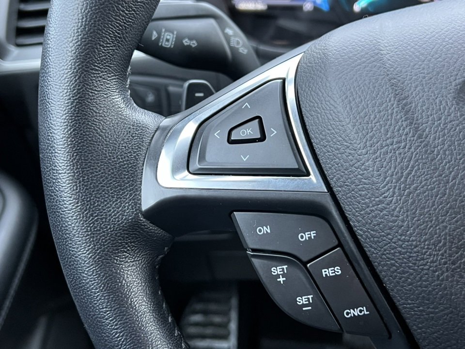 Certified 2022 Ford Edge SEL w/ Convenience Package image 18