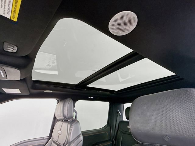 Certified 2022 Ford F150 Platinum w/ Equipment Group 701A High image 23