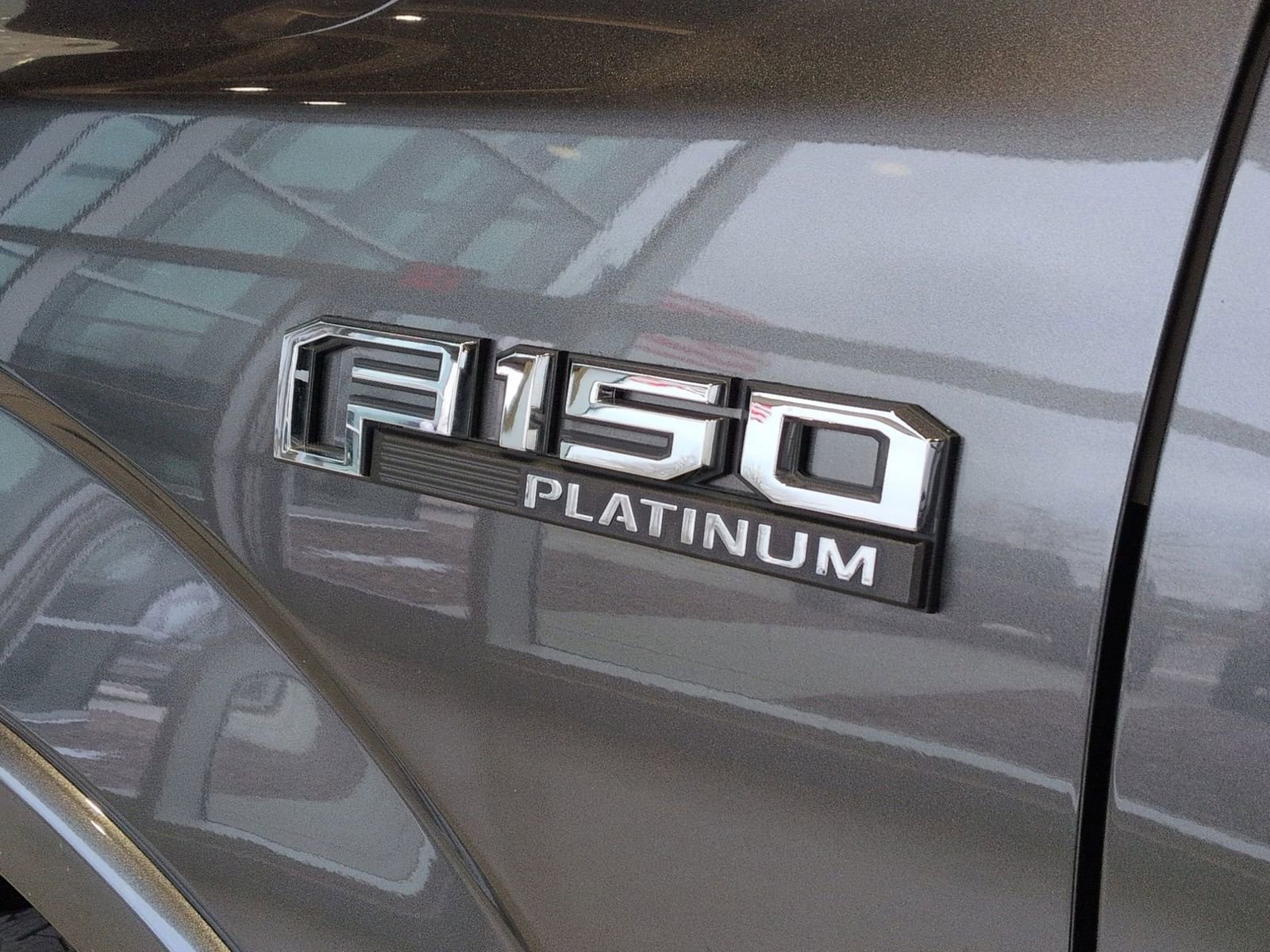 Certified 2018 Ford F150 Platinum w/ Technology Package image 15
