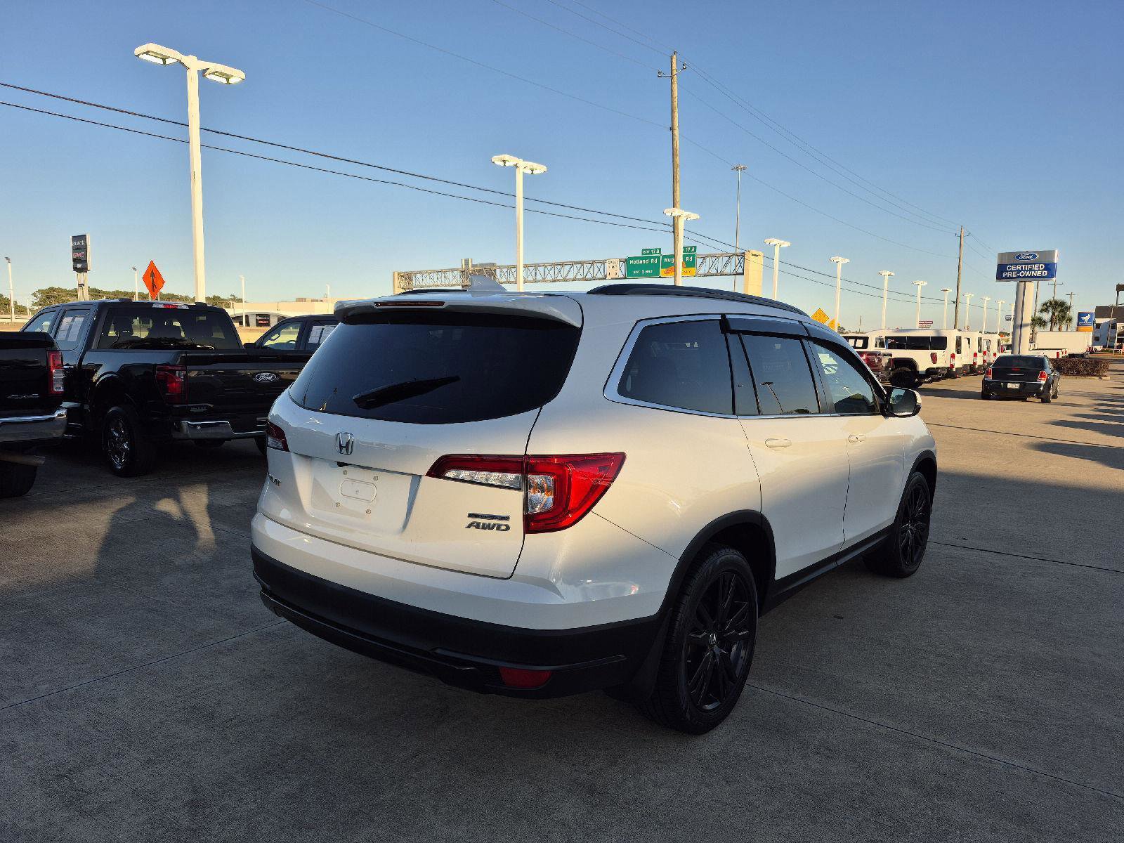 Used 2022 Honda Pilot Special Edition image 4