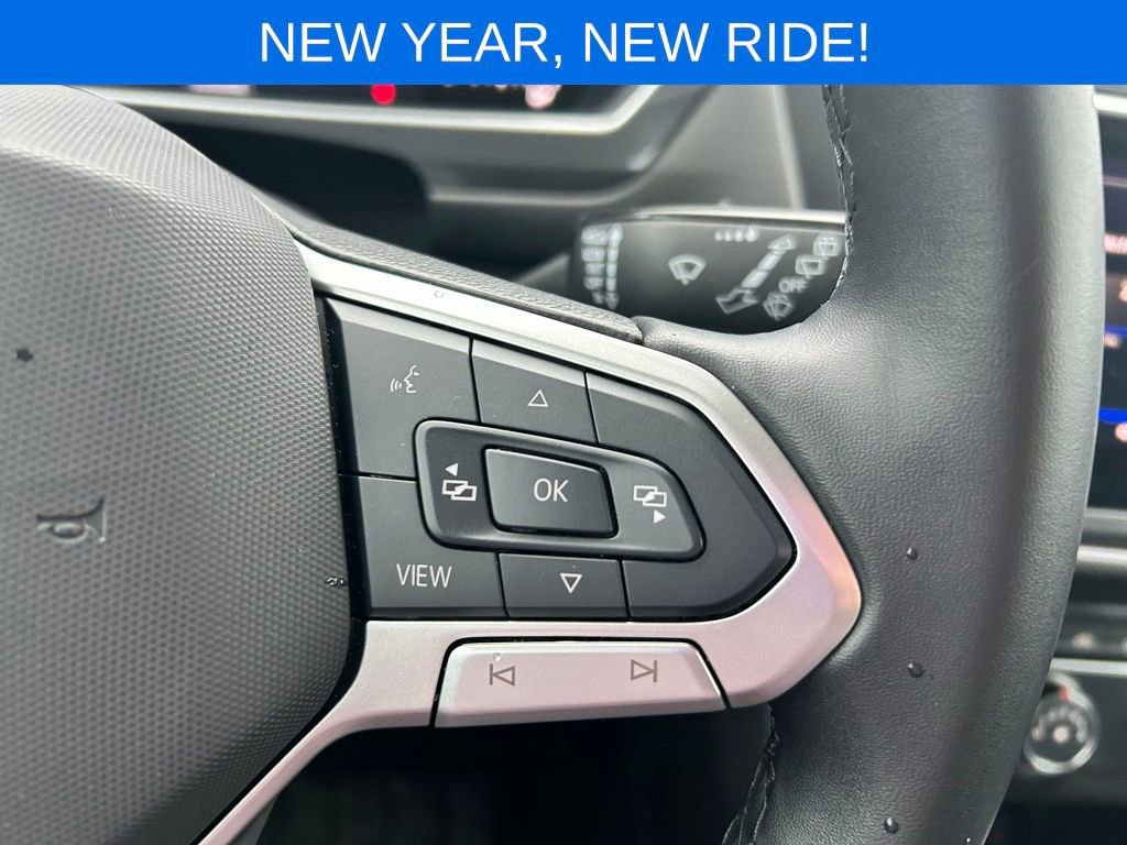 Used 2024 Volkswagen Tiguan Wolfsburg Edition image 32