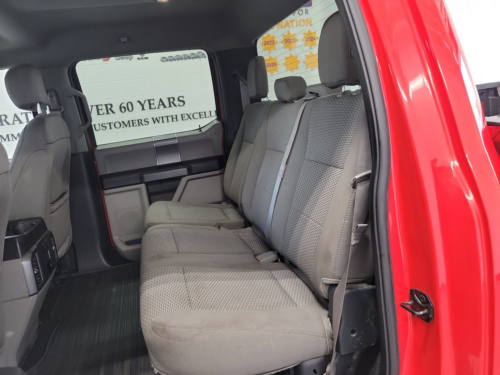 Certified 2018 Ford F150 XLT w/ Equipment Group 302A Luxury AWD/4WD image 27