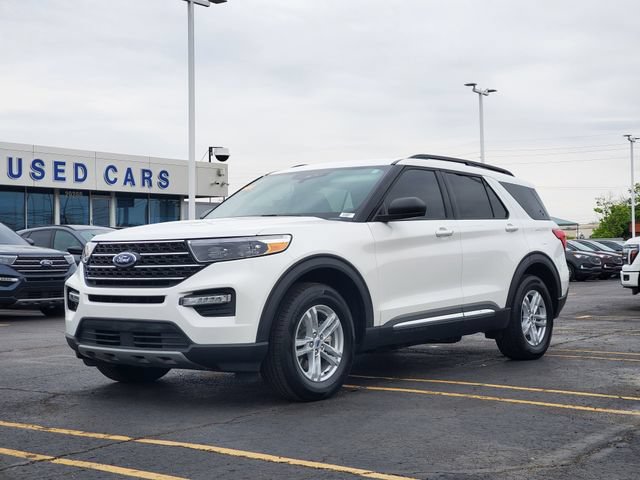 Certified 2024 Ford Explorer XLT w/ Equipment Group 202A AWD/4WD image 35