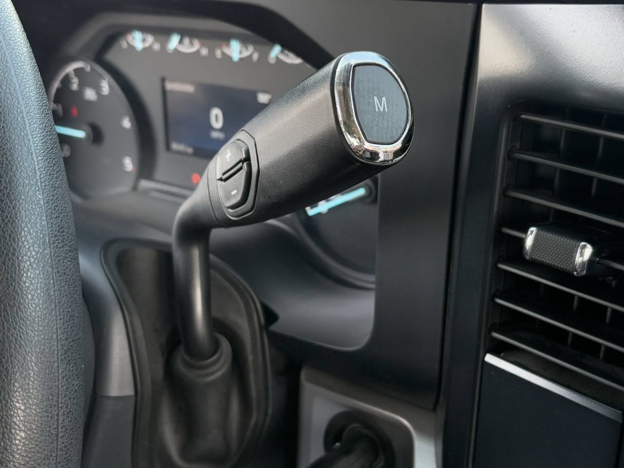 Certified 2025 Ford F250 XLT AWD/4WD image 18
