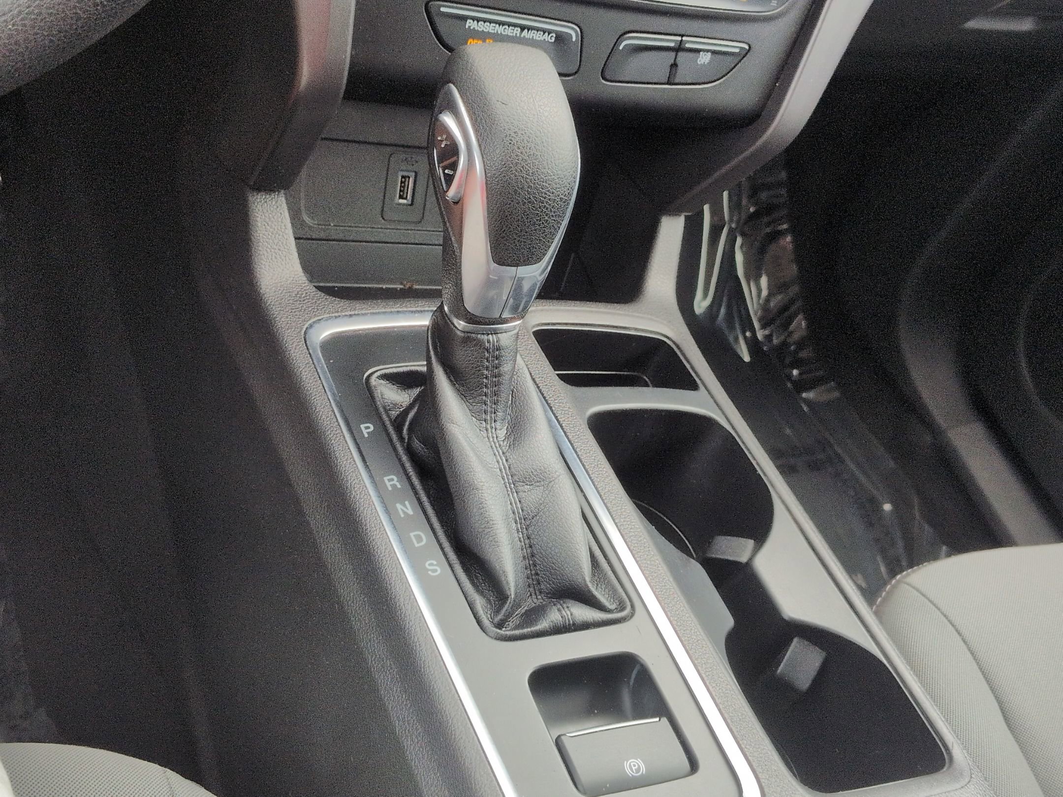 Certified 2019 Ford Escape S FWD image 26