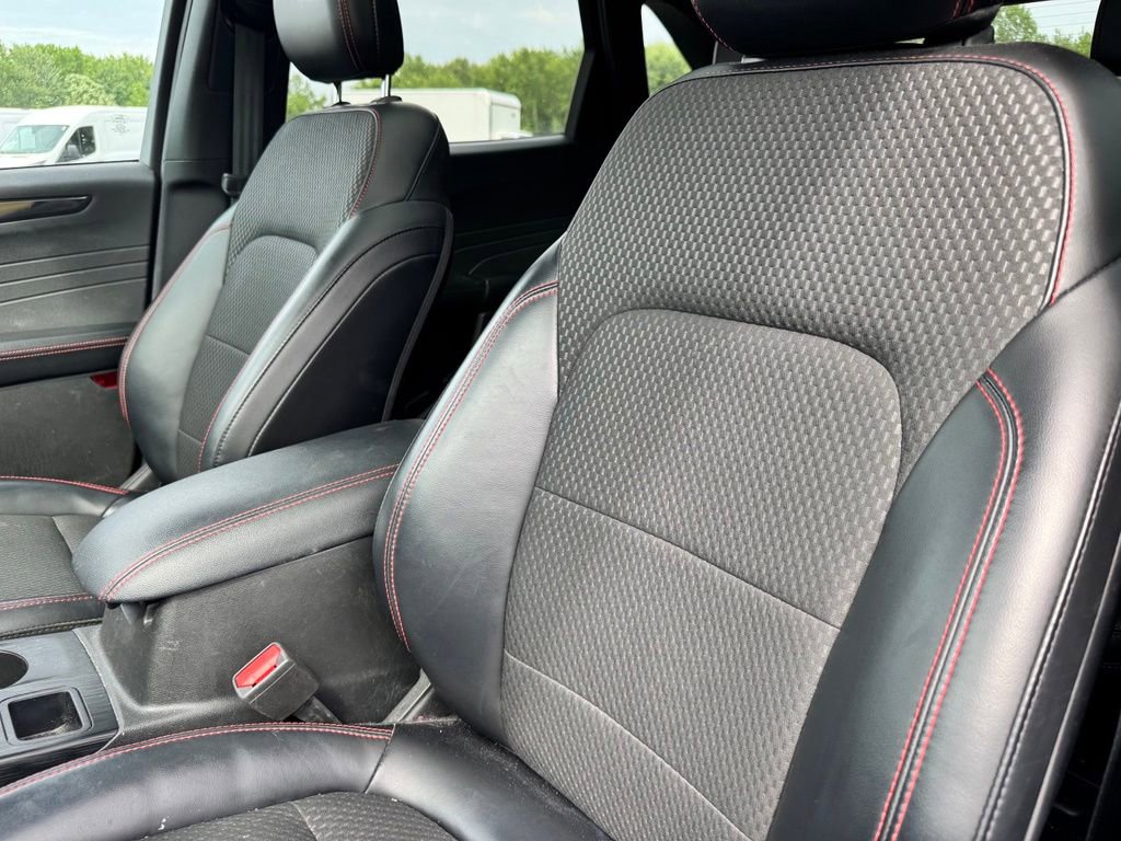 Certified 2023 Ford Escape ST-Line w/ Tech Pack #1 AWD/4WD image 10