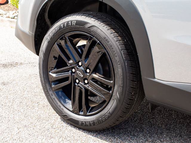 Used 2025 Chevrolet Trax ACTIV FWD image 7