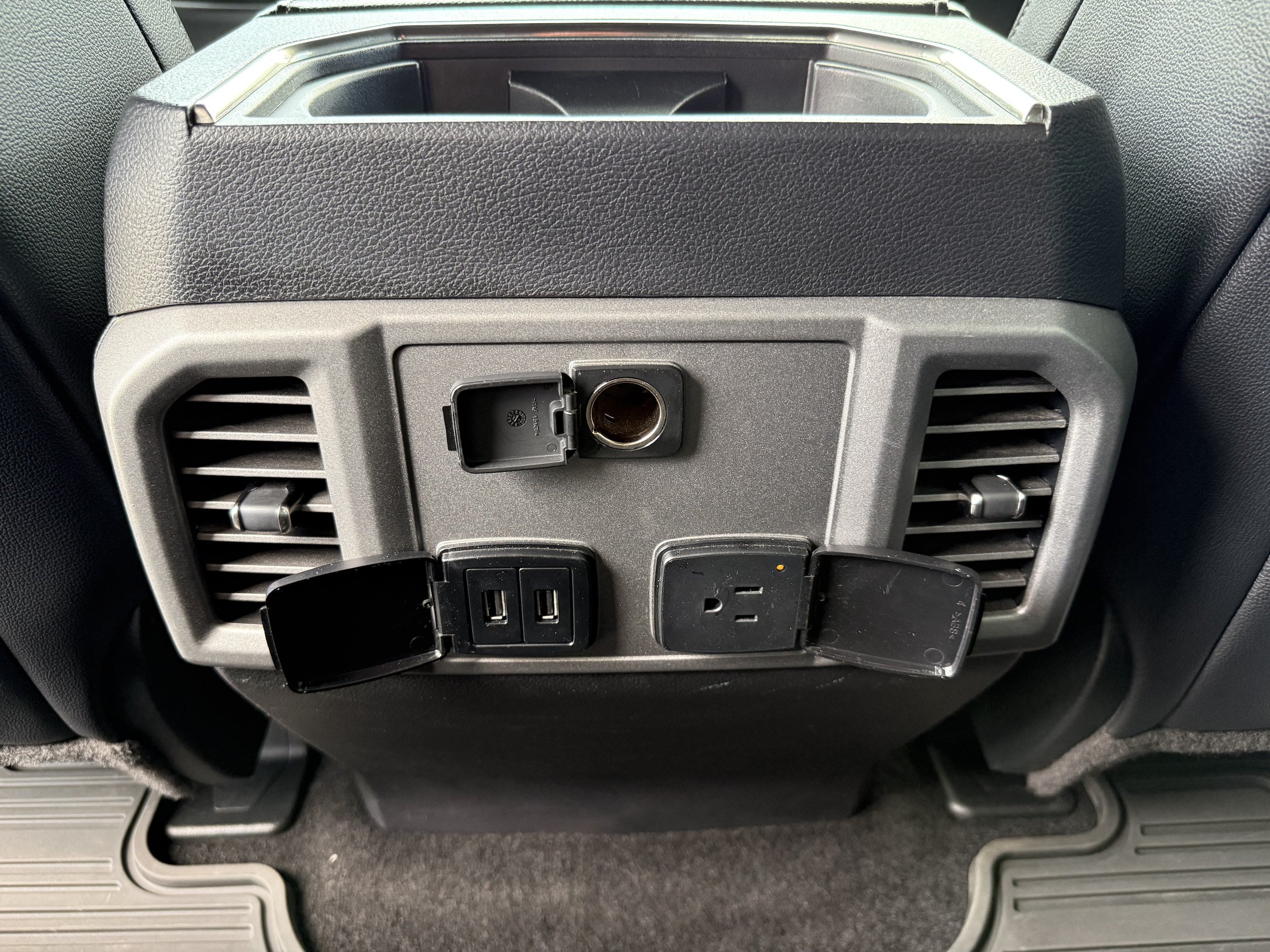 Certified 2018 Ford F150 Raptor w/ Equipment Group 802A Luxury AWD/4WD image 32