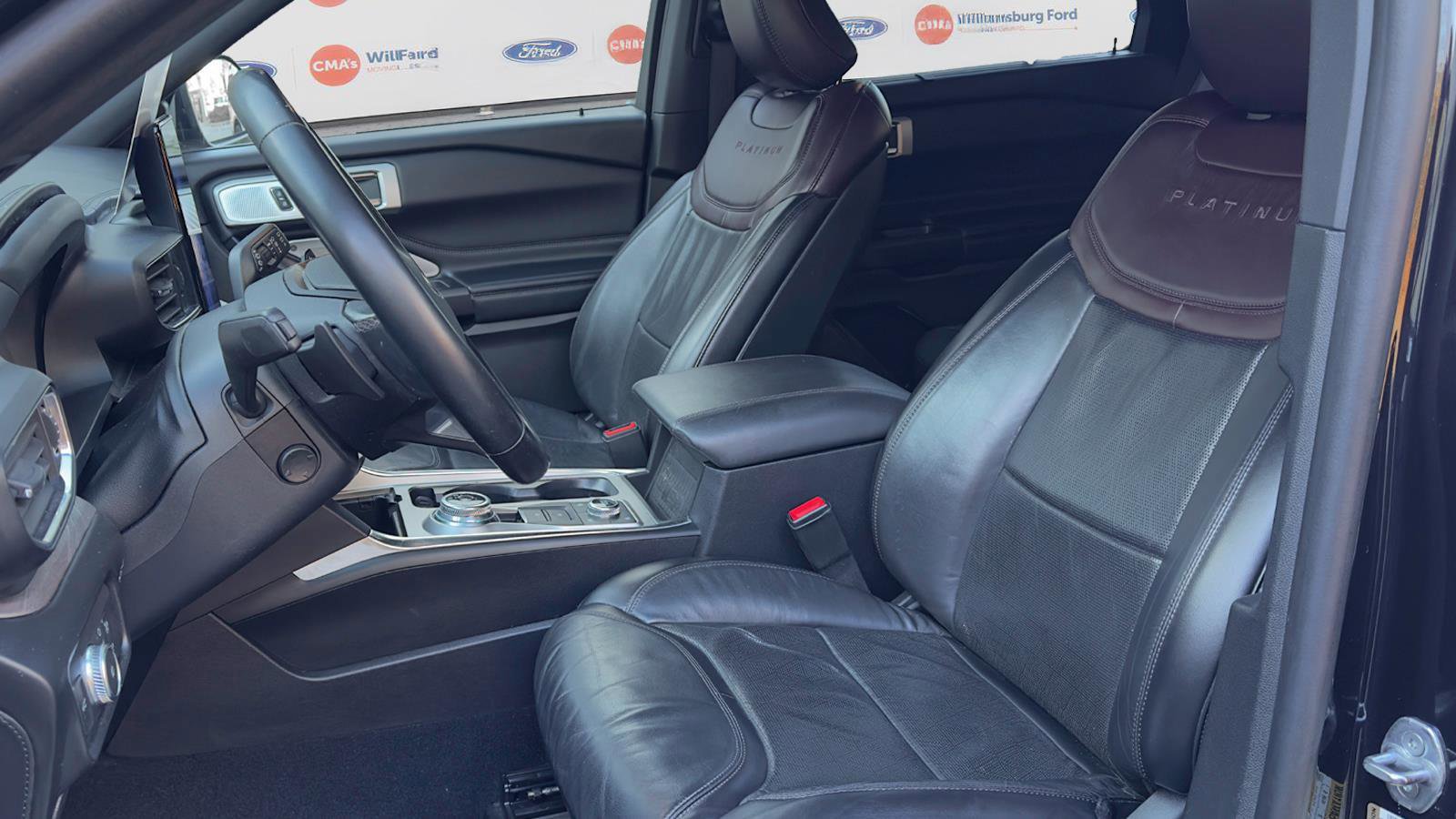 Certified 2020 Ford Explorer Platinum w/ Premium Technology Package image 7