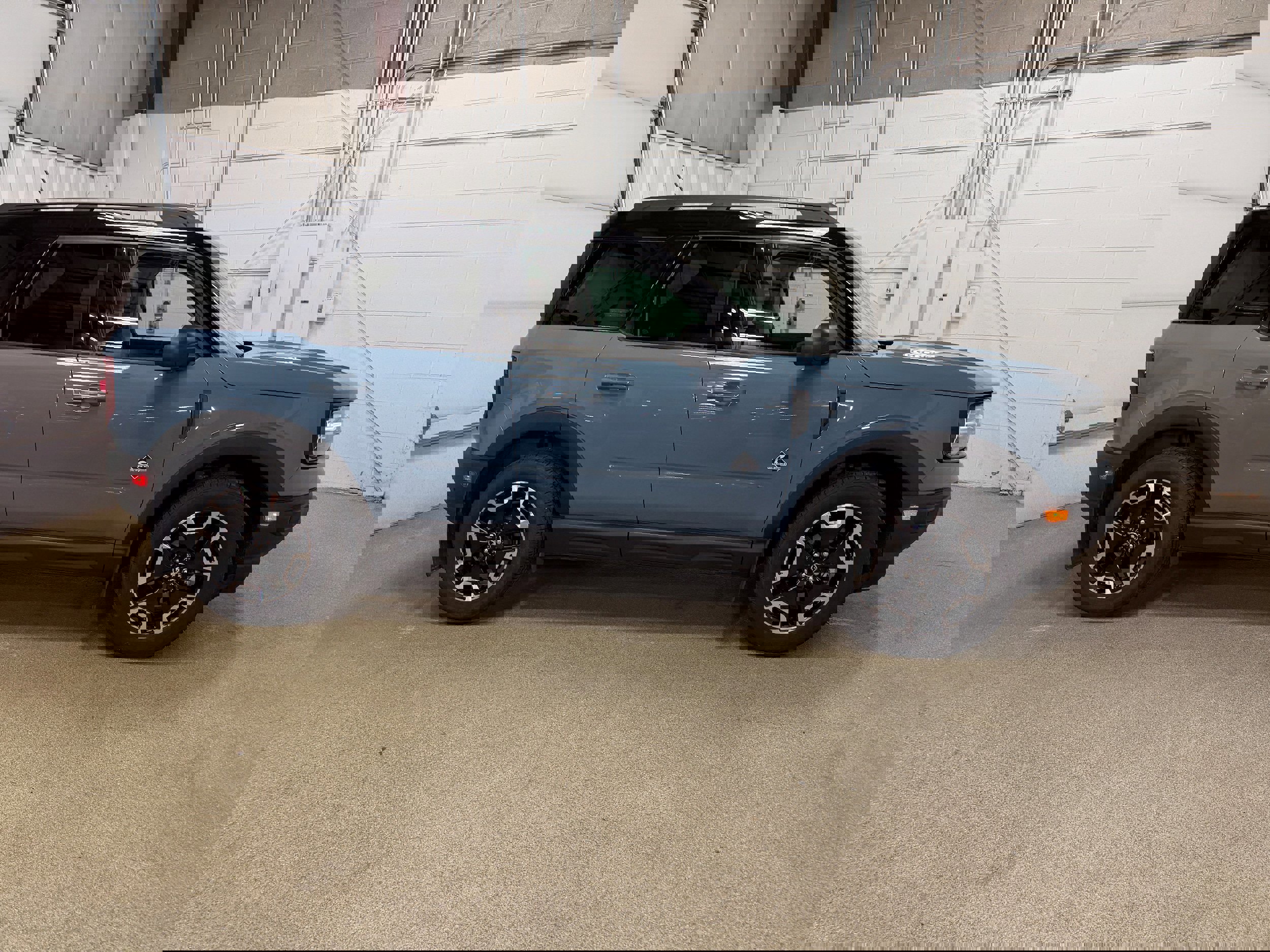 Certified 2021 Ford Bronco Sport Outer Banks image 2