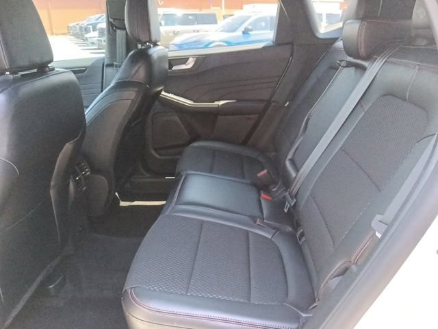 Certified 2025 Ford Escape ST-Line w/ Tech Pack #1 FWD image 27